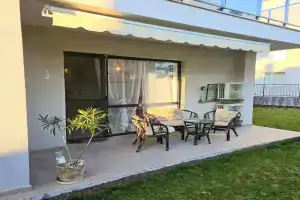 GG Garden Deluxe Apartments, Chernomorets