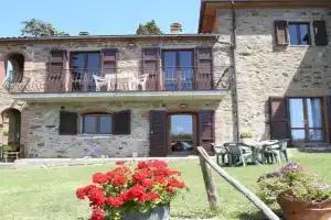 Agriturismo Bellavista apt La Pergola Apartments, Castagneto Carducci