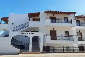 Koula Apartments, Stalis