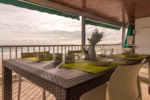Homes & Go Bell Reco Deluxe I Apartments, La Pineda