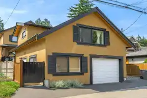 Minimal - 90 nights min Guest house, Vancouver