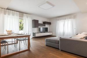 Emilia Suite Life Apartments, Modena