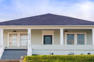 Restored 1930s Uptown Bungalow 2 min. to Magnolia Guest house, Waco