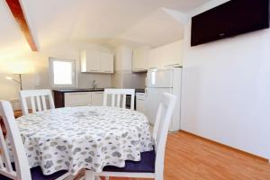 Apartment Surjan-1 by Interhome, Vela Luka