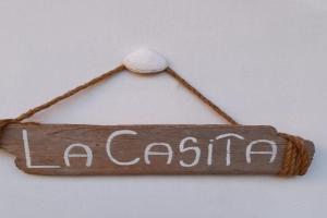 "La Casita", 2 Floors Apartment, Private Parking only for Cars , Air-Cond and Terrace, Livorno