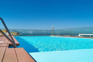 Fabulous Penthouse Downtown, Maestro Apartments, Tarifa