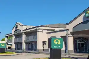 Quality Inn & Suites near Beach, Panama City