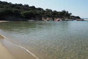 Cavalieri Beach Studio, Paleo Tsifliki