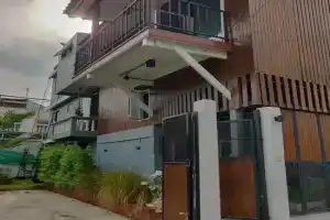 THE HOG Guest house, Bangkok
