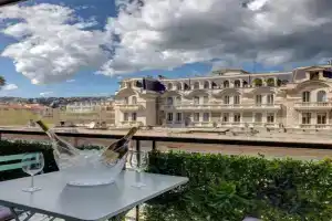 Friendly & designed apartment in the Golden square, Nice