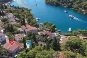 Stunning Home In With Kitchen Guest house, Vrboska