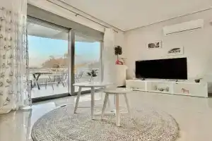 BlueLine apartment 4, Loutraki