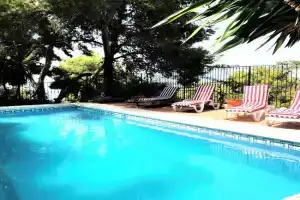 Rentcostadelsol Villa Pinares-Malaga, Malaga