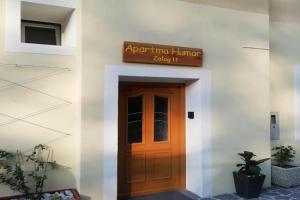Apartma Humar, Tolmin