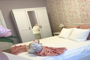 Modern apartment with jacuzzi and city view, Almería, 80 m², Almeria