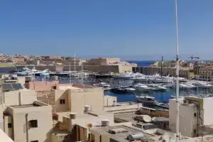 The Penthouse Flat-terrace&view, Valetta