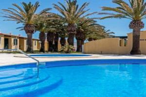 Apartamento con piscina y terraza en Ciudadela de Menorca, Cala'N Blanes