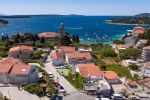 Apartments Jacky, Hvar
