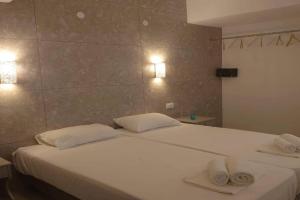 Ikaros Studios, Faliraki