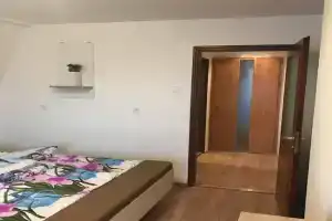 Tisza-Tavi Apartmanok, Tiszafured