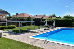 Nefelejcs Apartmanház, Gyenesdias