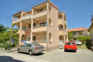 Barać 2nd Apartments, Kastel Stari