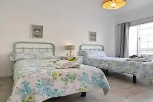 Huerto del Conde Apartments, Malaga