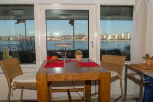 164 Seeteufel Ferienwohnung Apartments, Wilhelmshaven