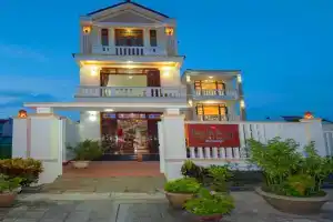 Riverside Sunset Homestay