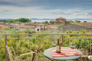 Appartamento Luisa - Vista Lago Apartments, Passignano sul Trasimeno