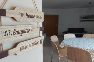 Apartmani Ciprijan, Razanac