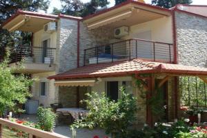 Purple_Rose_Apartment, Hanioti