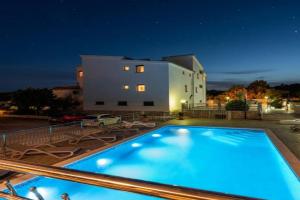 Apartment in with Balcony, Air condition, WIFI, Washing machine (4753-3), Vinisce