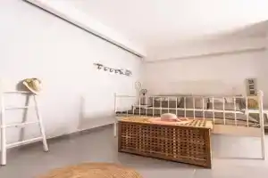 Fresh renovated maisonette close to the beach Apartments, Platis Yialos Mykonos