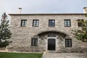 πέτρινο αρχοντικό Villa, Portaria