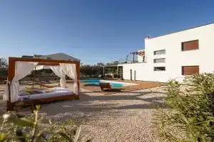 Villa Suncica with Heated Pool, Jacuzzi and Bikes near Zadar, Sukosan