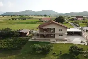Eko Apartmani Krackovic, Virpazar