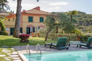 VILLA AURORA Relax con Vista Mare e Piscina, Camogli
