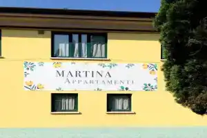 Luxury Martina Appartamenti Apart-hotel, Moniga