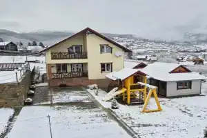 BEE HOUSE Polyanitsya Apartamenti, Palyanytsya