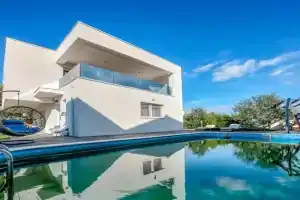 Holiday Home Villa Nika by Interhome, Srima