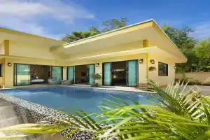 Baan Putahracsa Villa, Laem Sor