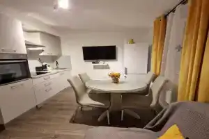 Mendula Apartments, Split