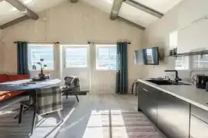 Madelhea Cabin- Seaview Lodge, Reine