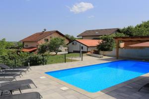 Apartments and rooms with a swimming pool Grabovac, Plitvice - 17531, Rakovica