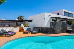 Casa Seara Piscina, Wifi y 400 metro de la playa, Arrecife