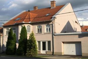 Zoli Apartmanok-Zoli Kölcsey 19 Villa, Hajduszoboszlo