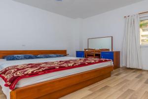 Apartment Anica, Tice