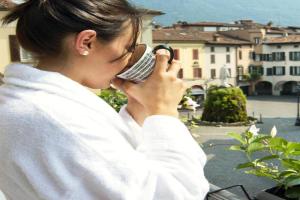 LA QUADRA SUITES - The super central apartments in, with daily housekeeping included!, Iseo