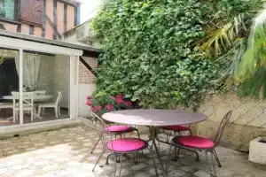 Elegant and spacious T2 #Tours #Halles #Courprivée Apartments, Tours